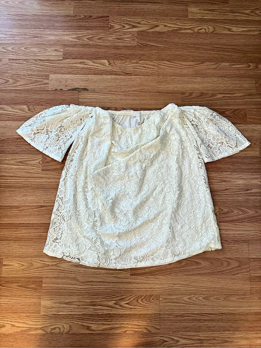 LEITH Ivory Lace Off-The-Shoulder Tunic Top Floral White Small